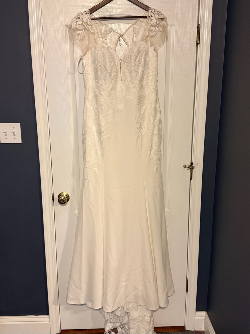 Ivory Lace Applique Bridal Gown